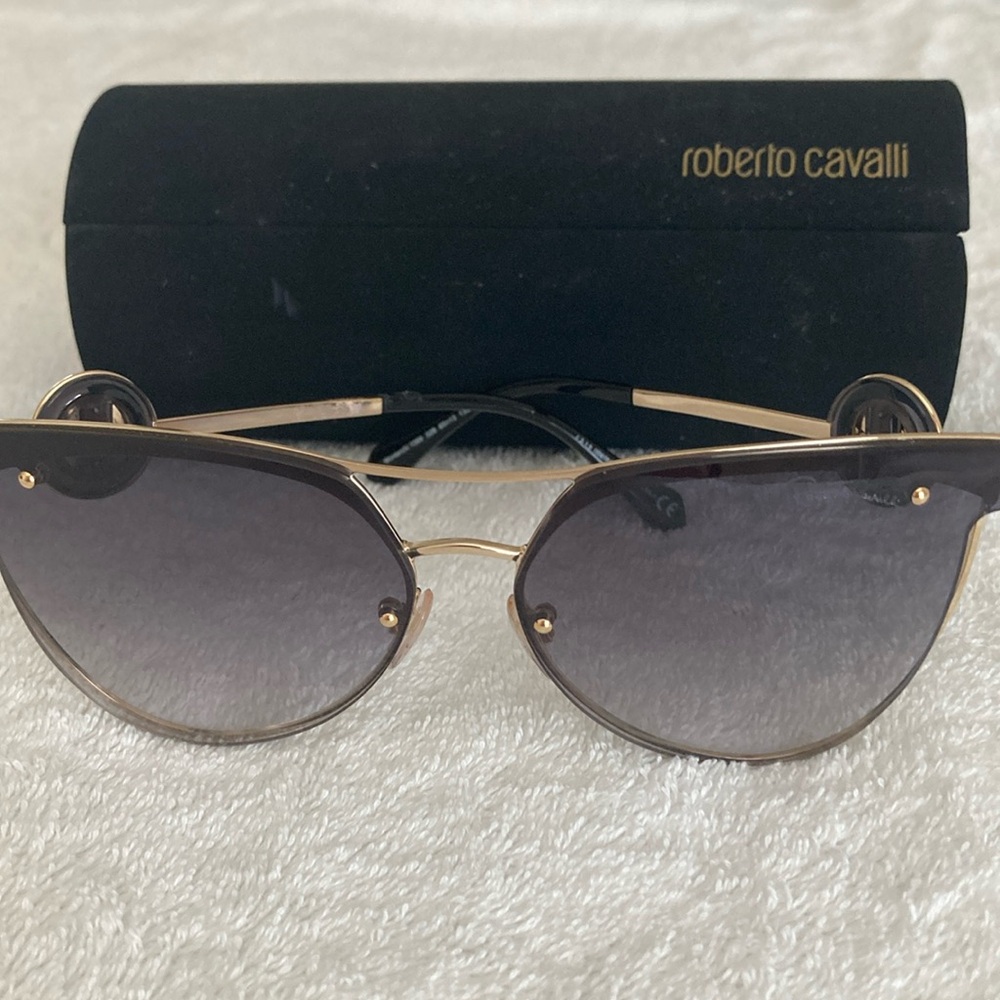 Brand new Roberto Cavalli sunglasses